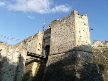 Castello-di-Agropoli-dal-basso